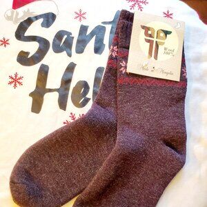 70% sheep wool socks